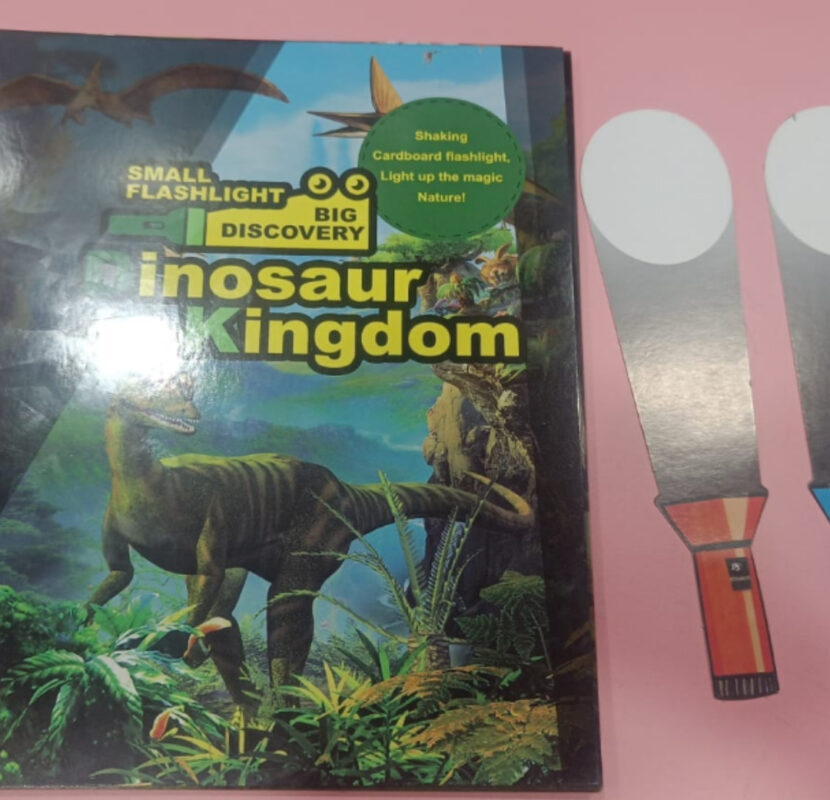 Esmi®- *Small Flash light - Dinasaur Kingdom*