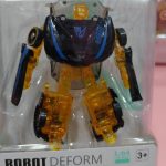 Esmi®- *Transformer Robot- Small*
God of War