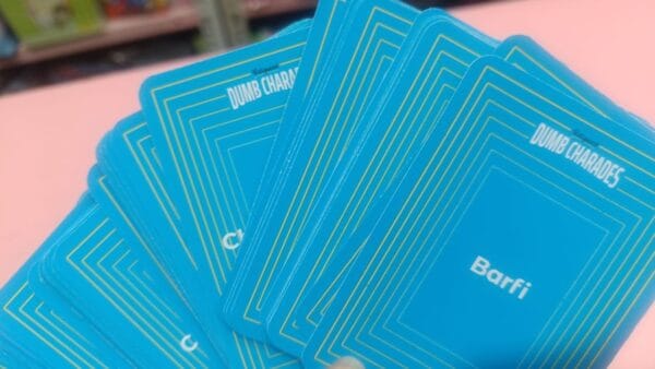 Esmi *Fun Cards Game*