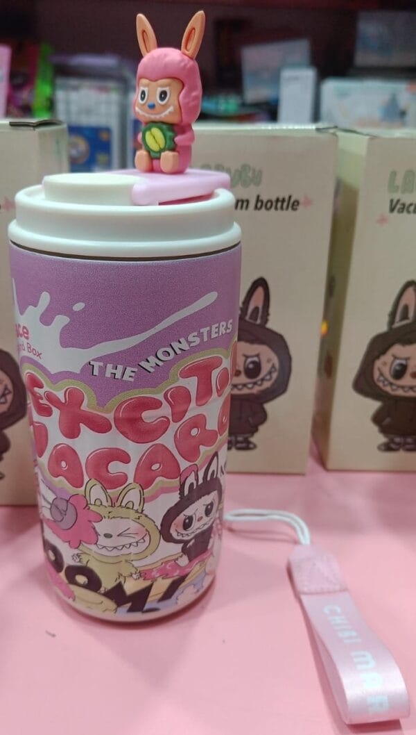 Esmi *Labubu Coffee Tumbler*
400 ml