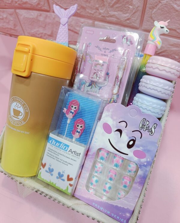 Esmi- ?? *Ombre Dreams Combo* ??