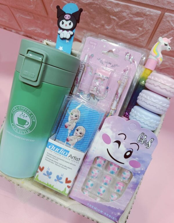Esmi- ?? *Ombre Dreams Combo* ??