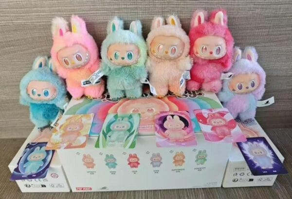 Esmi *LABUBU Mystery Box*