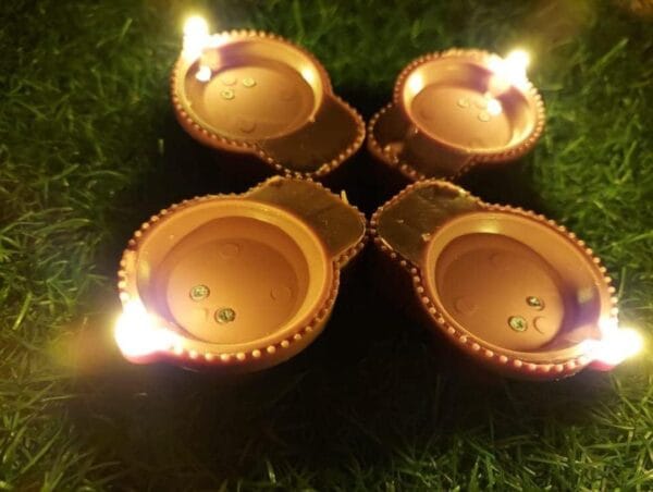 Esmi *Water Sensor Eco-Friendly Led Diyas* - Set of 12
