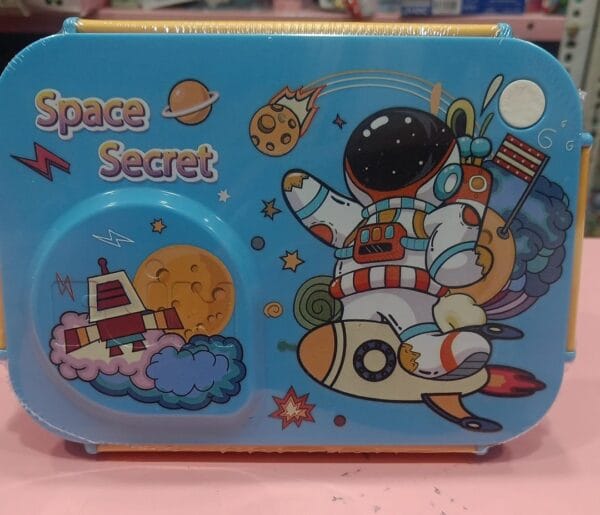1001840161.jpg Esmi *Insulated Lunch Box- 4 section with box*