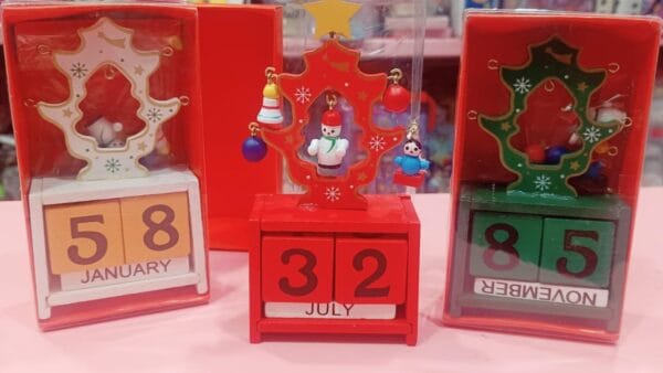 Esmi *Table Decor Christmas Tree Rubic cube Calendar*