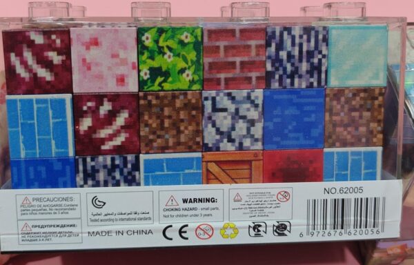 Esmi *Minecraft Figures with 2 Set of Magnetic Cubes*