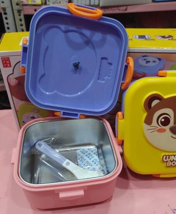 1002377676.jpg Esmi- *Quirky 3D Lunch Box*