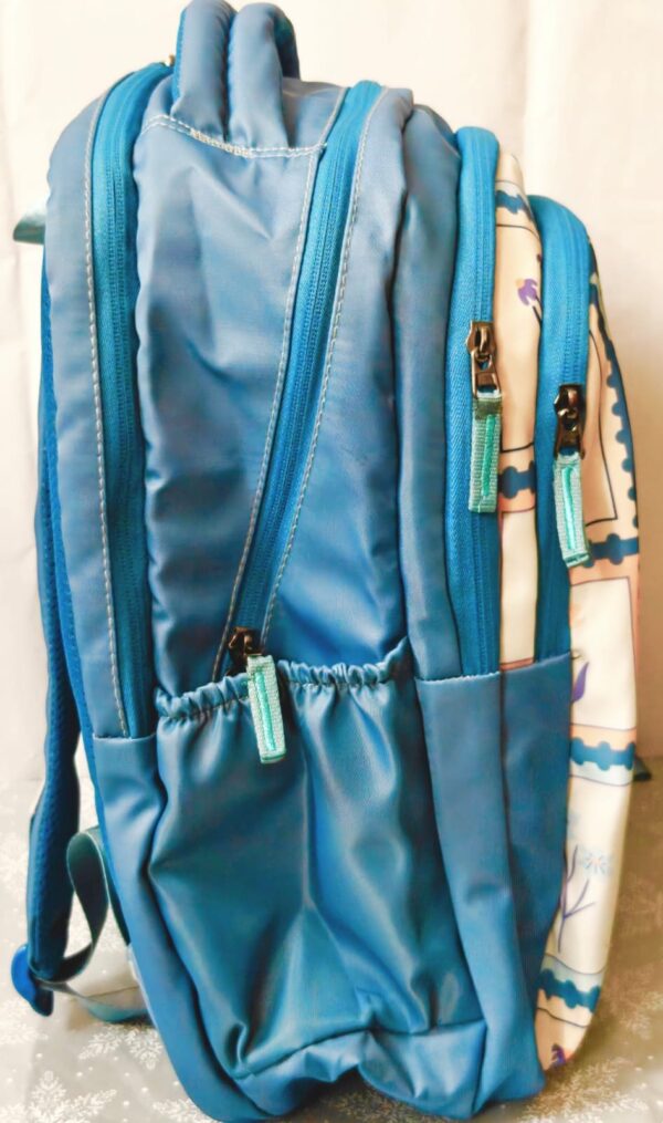 Esmi- *Genie 18 Inch School Bag with Pouch Keychain ? Floral*