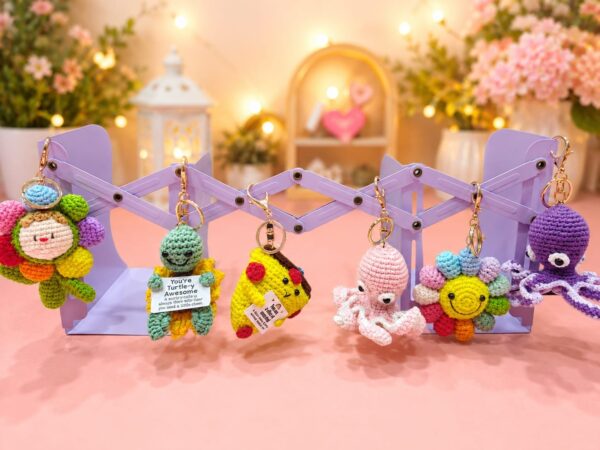 Esmi®- 🧶✨ The Cutest Trend of 2026 is Here – Handmade Crochet Character Keychains! ✨🧶