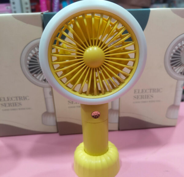 Esmi- *Fan with Stand*