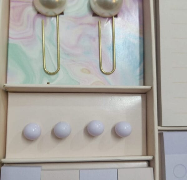 Esmi *Kawai Pearl Stationary Kit*
