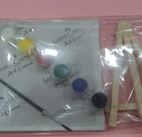 Esmi- *DIY Easel Canvas Set*