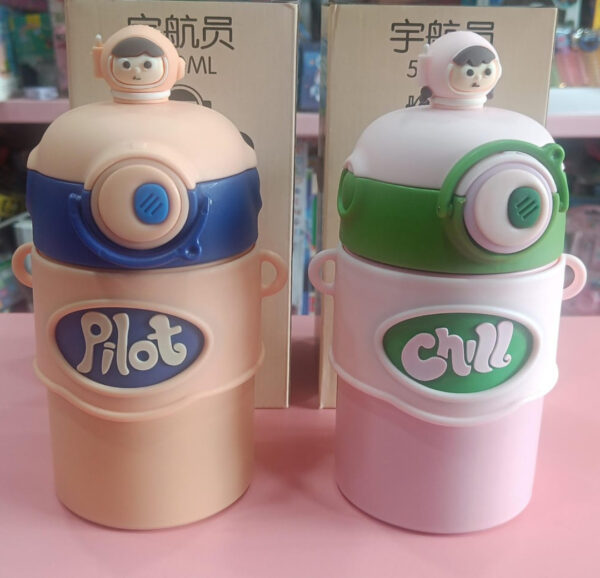 Esmi- *Insulated Toy Top Space Bottle*