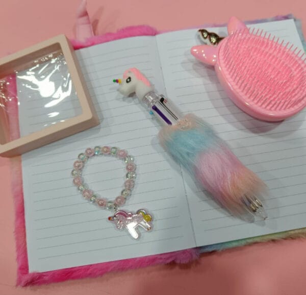 Esmi *Mini Unicorn Charm Combo*