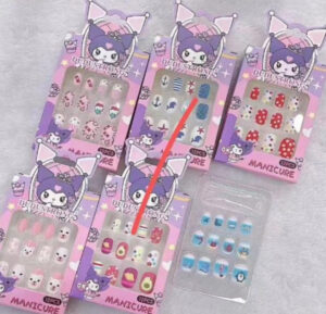 Esmi- *Kuromi Nail Stick ons*