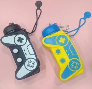 Esmi- *Silicon Video Game Bottle* 600 ml