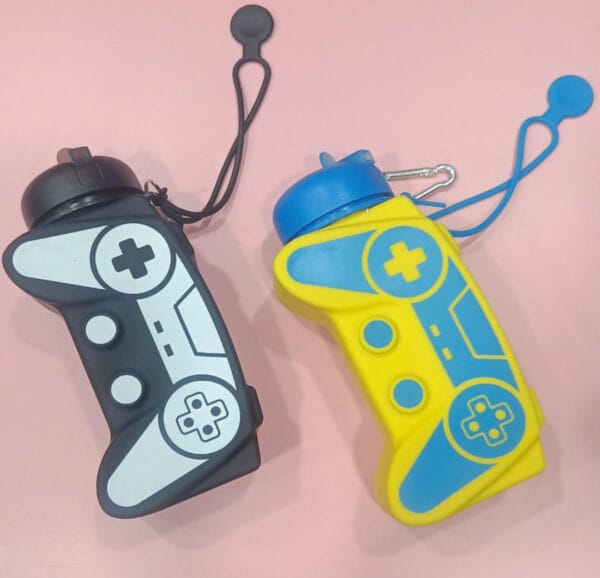 Esmi *Silicon Video Game Bottle* 600 ml