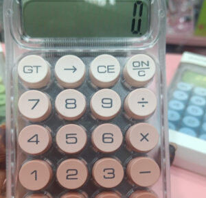 Esmi- *Transparent Schick Calculator*
