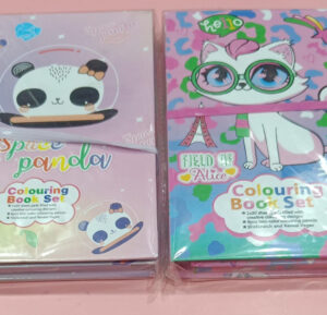 Esmi- *Travelling coloring kit*