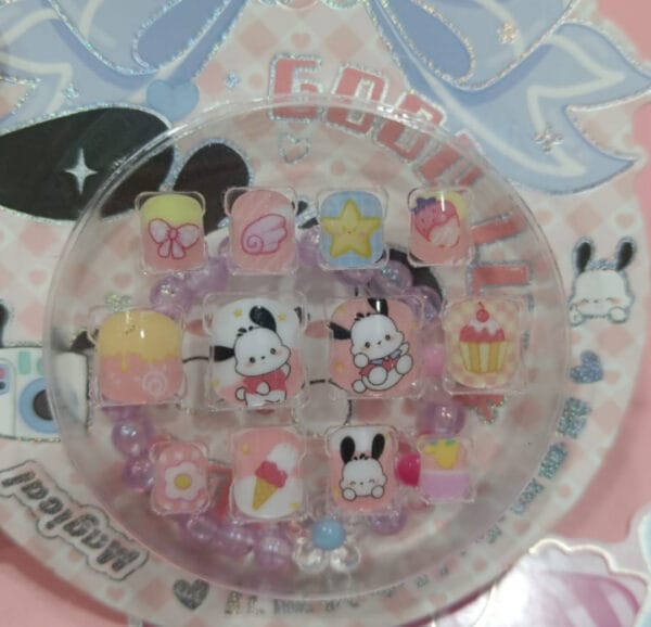 Esmi *Nail Stick ons & Bracelet*