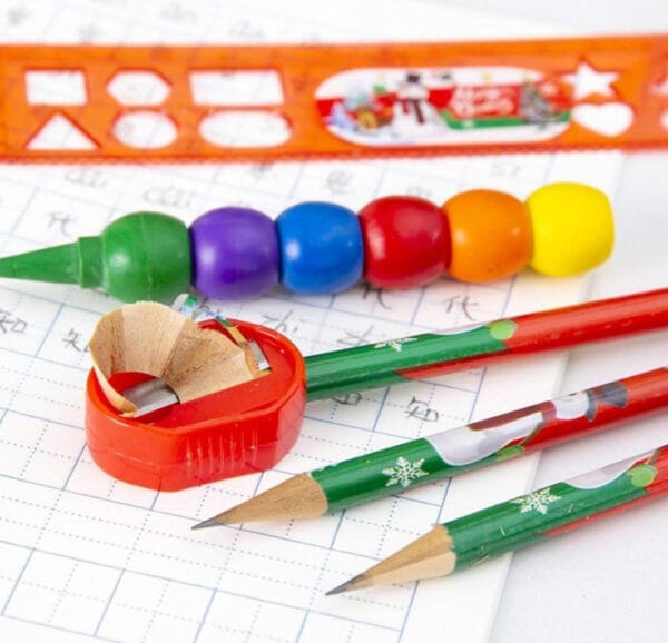 Esmi *Crayons Stationary Set- Christmas*