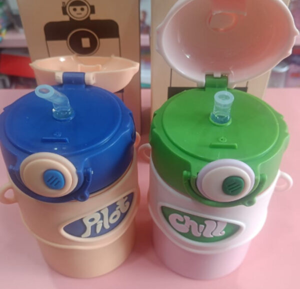 Esmi- *Insulated Toy Top Space Bottle*