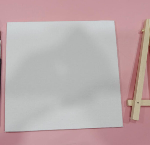 Esmi- *DIY Easel Canvas Set*