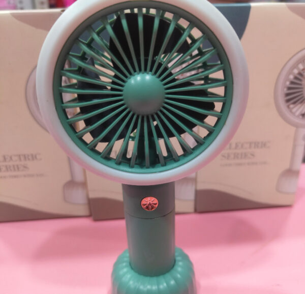 Esmi- *Fan with Stand*