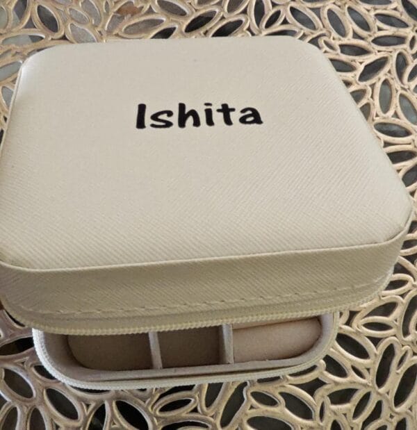 Esmi®- *Jewellery box*