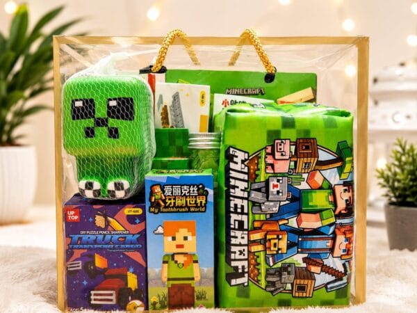2026/08/1002879639.jpg Esmi®- 🎮 Minecraft Theme Gift Hamper – A Dream Gift for Every Minecraft Fan! 💚🎁