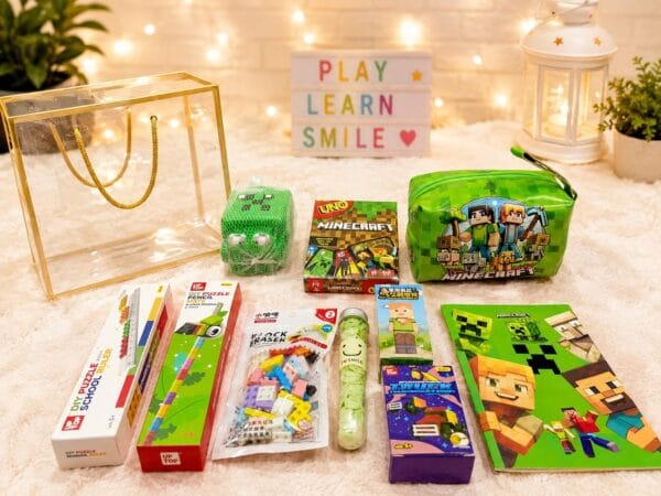 2026/08/1002879642.jpg Esmi®- 🎮 Minecraft Theme Gift Hamper – A Dream Gift for Every Minecraft Fan! 💚🎁